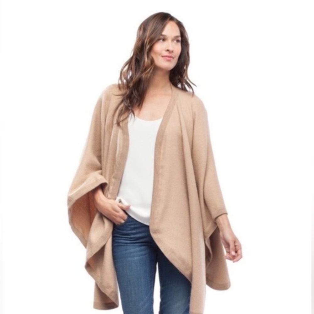 Cuyana Baby Alpaca Cape Shawl Rounded Edges